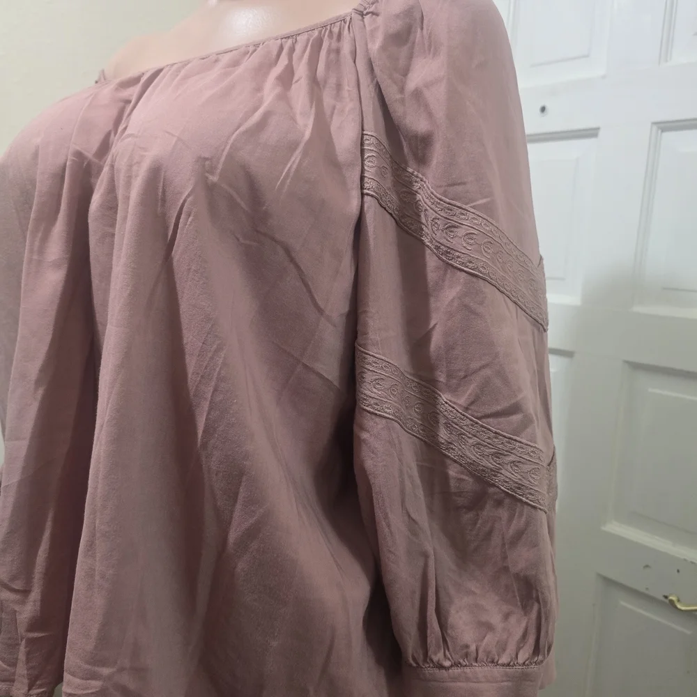 LOFT Dusty Rose Blouse - Picture 5 of 6